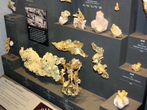 Gold_Nuggets-s Gold nuggets in the Natural History Museum