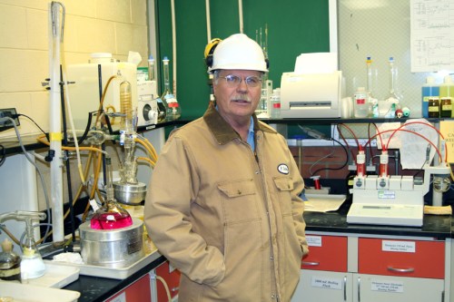 Phil_in_chem_lab-s Phil Sabey in Chem Lab