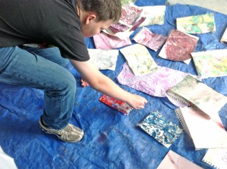making-marbled-paper