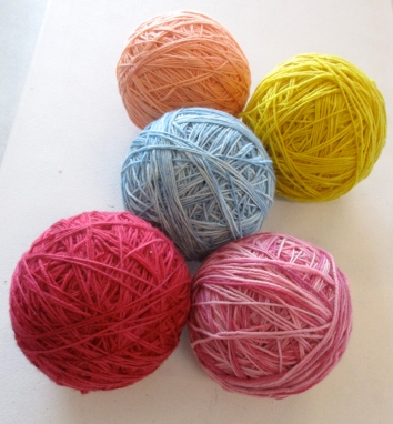 yarn-balls-2