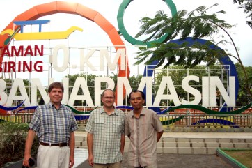 0 km Siring Park sign