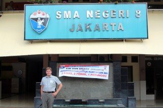 David by SMAN 8 sign