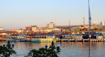 Martapura River at dawn