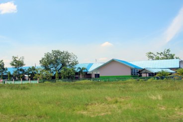 SMAN 1 Mandastana from road