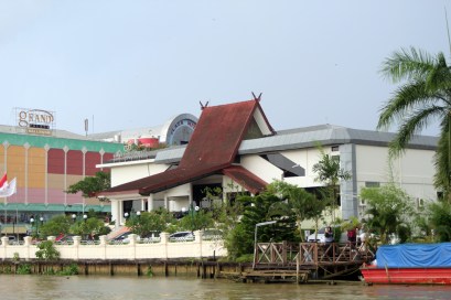 Swiss Belhotel from river