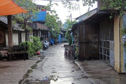 Alley near bakso place