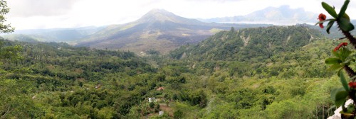 Batur caldera panorama-s