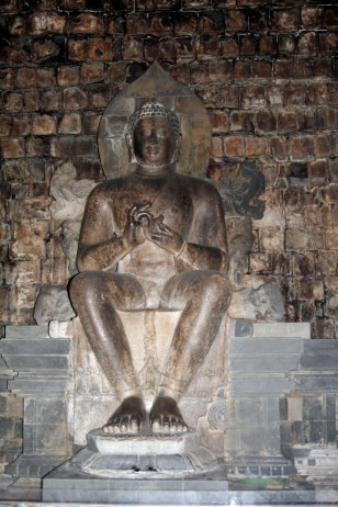 Buddha of Mendut