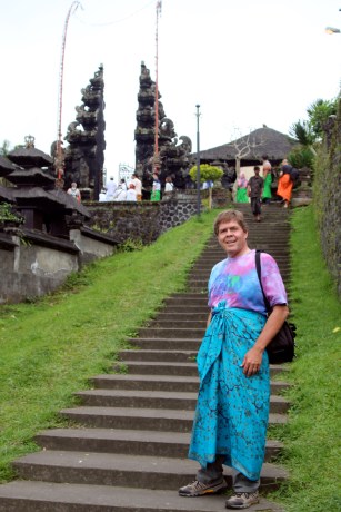 David on side stairway