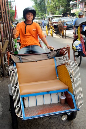 Motorized becak
